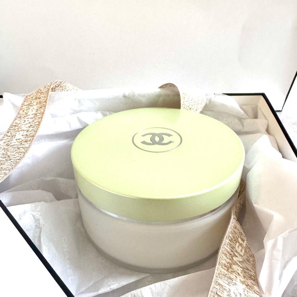 CHANEL Chance Eau Fraiche Body Cream